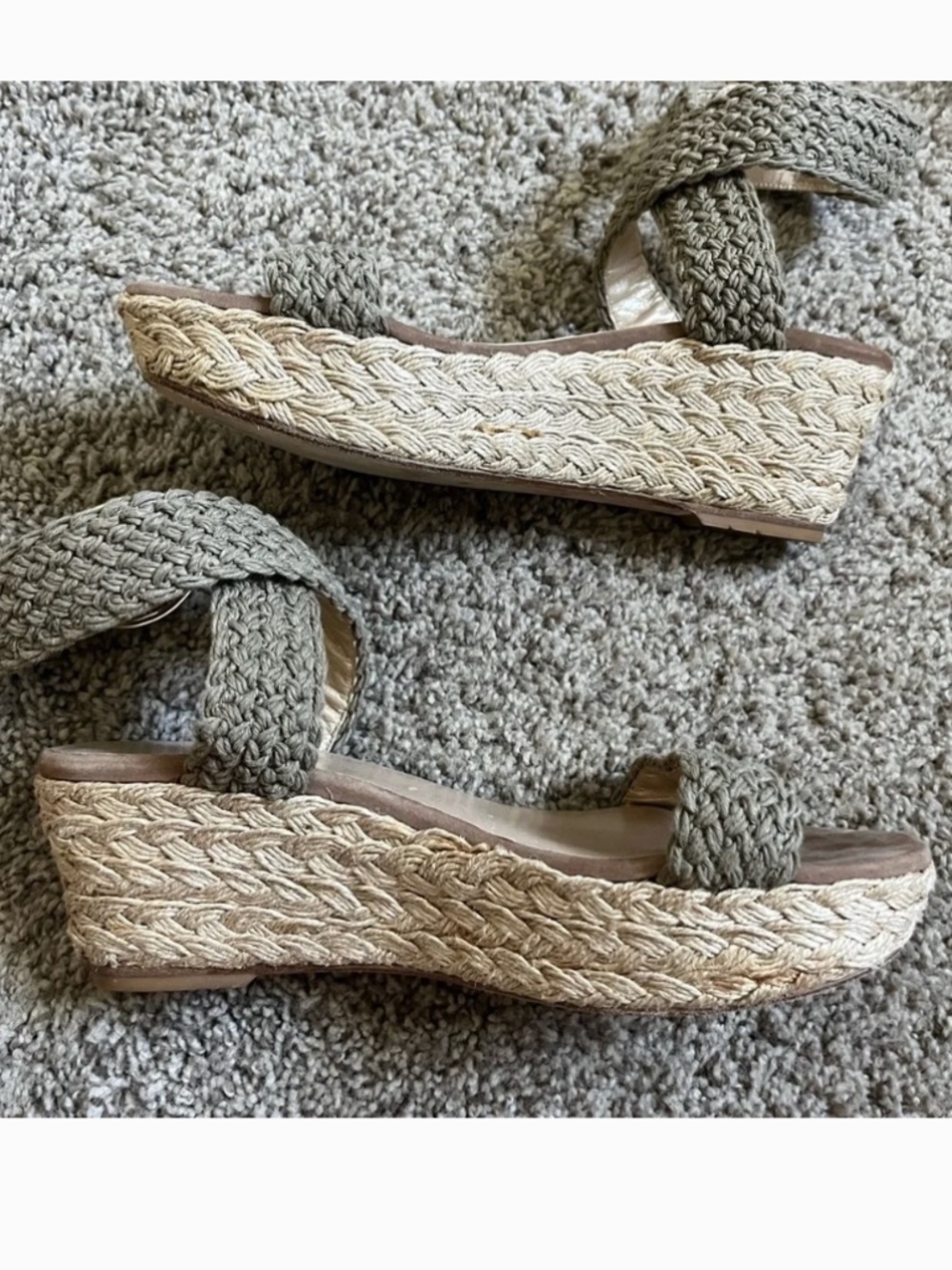 GREAT condition Stuart Weitzman Alex lo woven espadrille wedge
